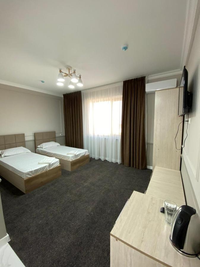 Sapphire Hotels Taraz Exterior foto