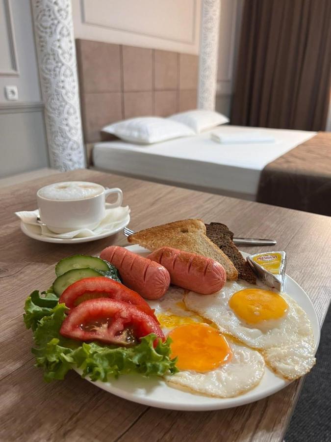 Sapphire Hotels Taraz Exterior foto